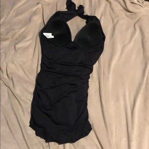 Kenneth Cole Swim - Women’s one piece swim suit Kenneth Cole M NWOT Kenneth Cole Swim - Women’s one piece swim suit Kenneth Cole M NWOT